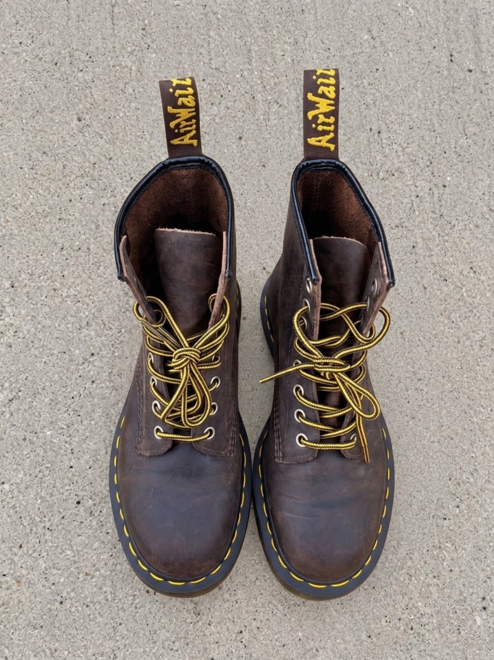 Dr. Martens 1460 Unisex Crazy Horse Leather Boots – Dark Brown Size _US Men's 7